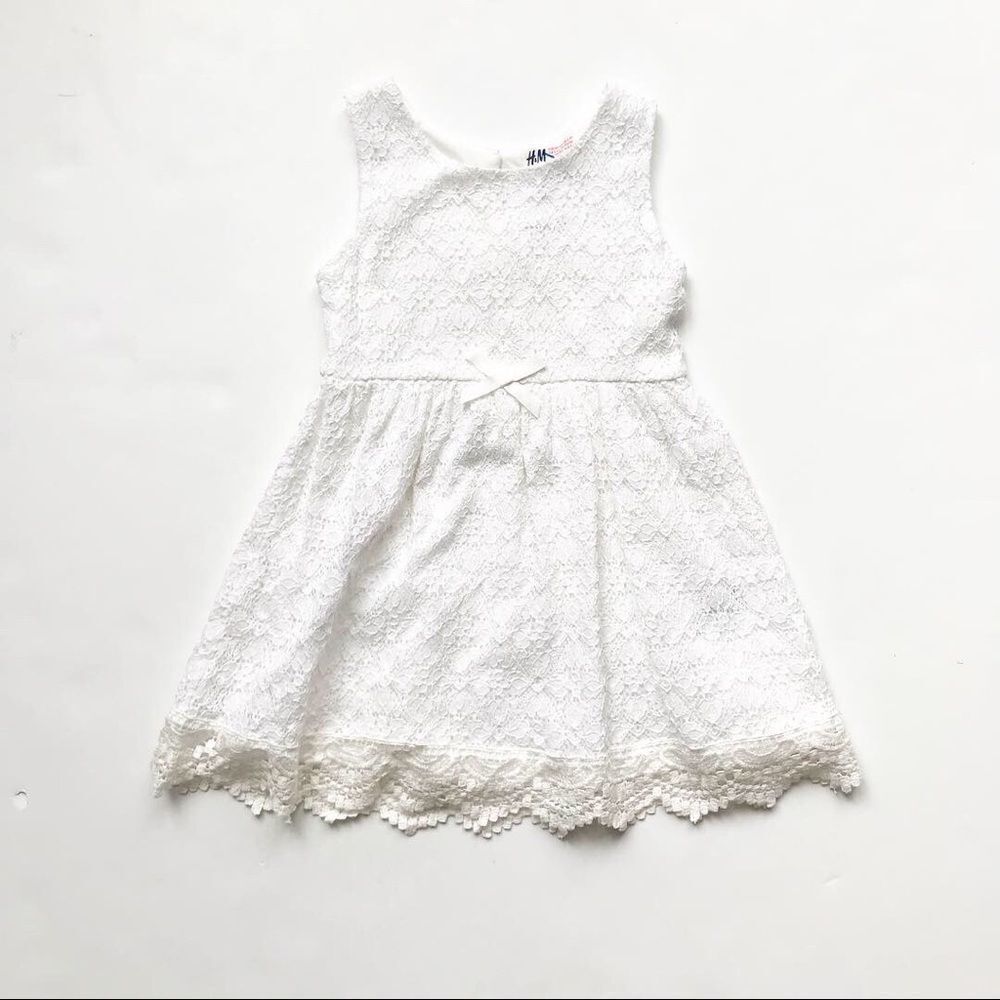 H&M white scalloped hem lace overlay dress EUC 2-3